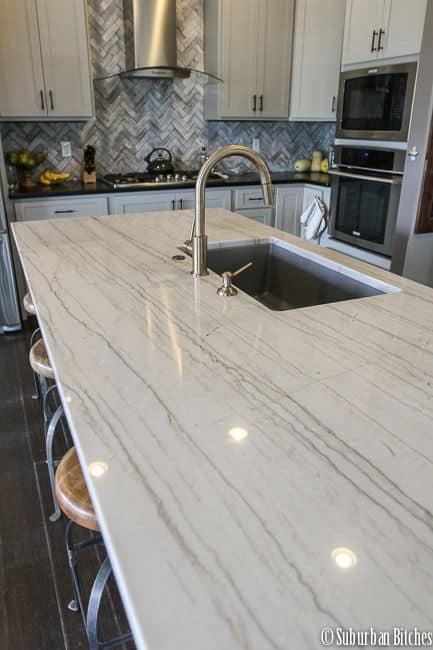clean granite countertops
