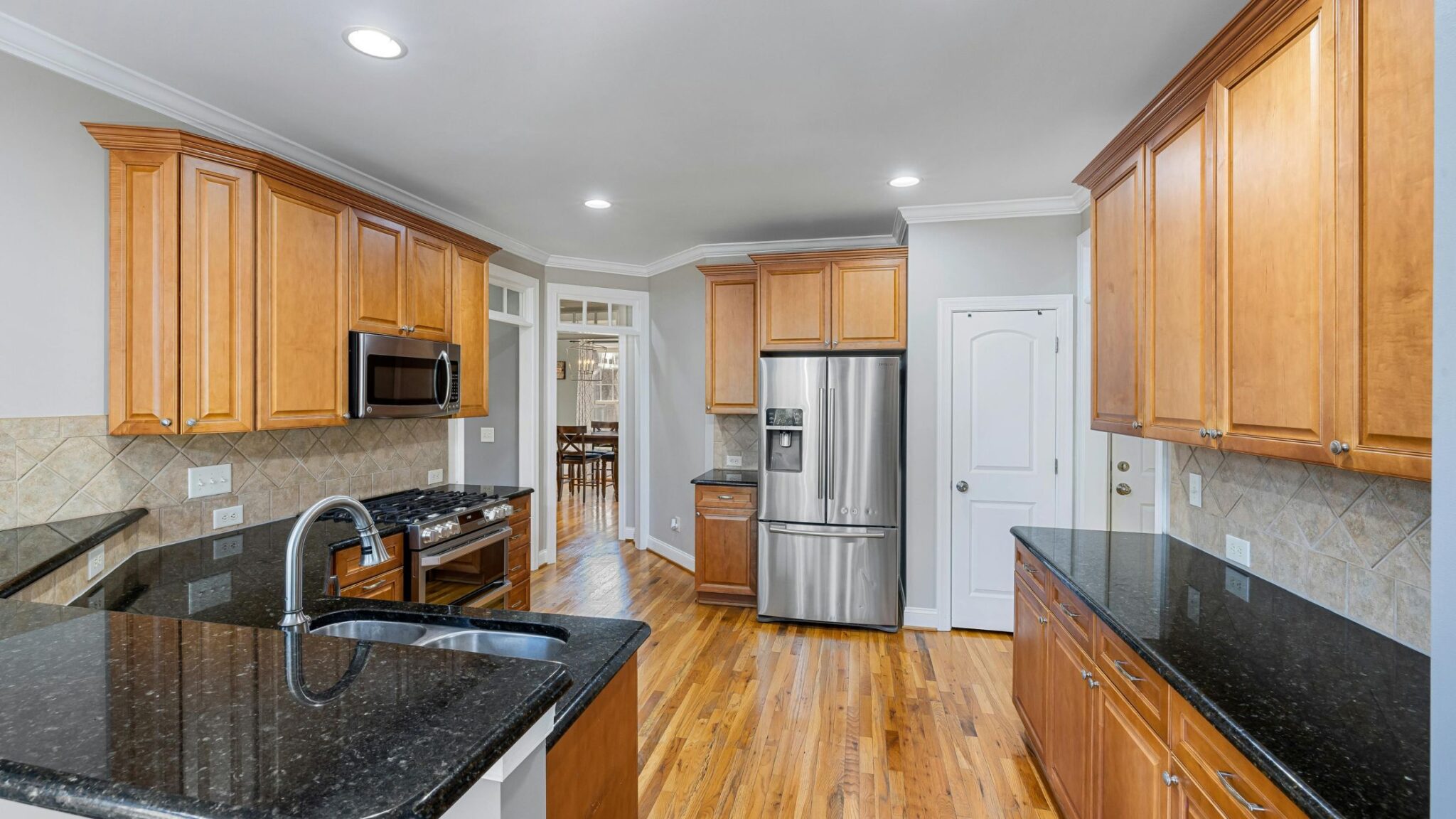 Granite countertops for kitchen renovation in Atlanta, GA